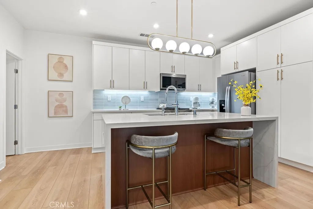 1707 W Bushell, Anaheim, California 92805 home-pic-4